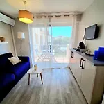 Joli Pour 4 Personnes Dans Avec Piscine, Situe Impasse Du Globe Au Cap D'agde *