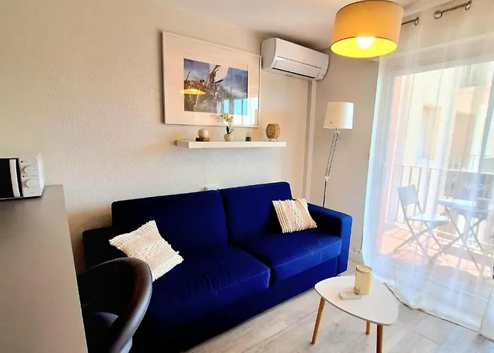 Joli Pour 4 Personnes Dans Avec Piscine, Situe Impasse Du Globe Au Cap D'agde Apartment *